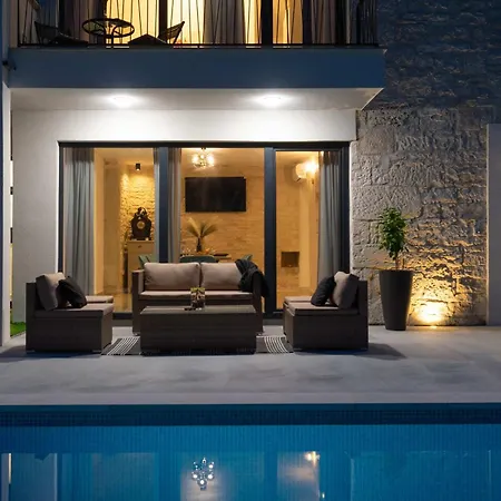 וילה Designer Simone - Modern & Heritage Style With Office