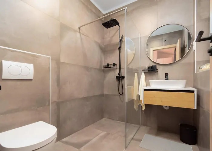 Vila Designer Simone - Modern & Heritage Style With Office *